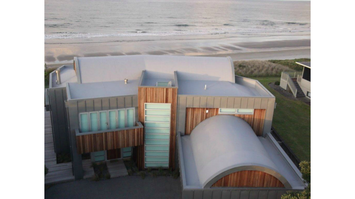 Viking Enviroclad creates good looking waihi beach home