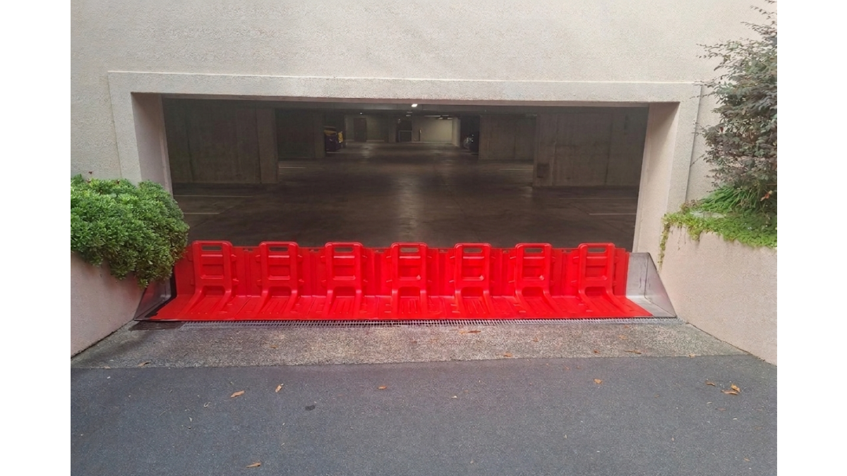 Garage Floody Protection