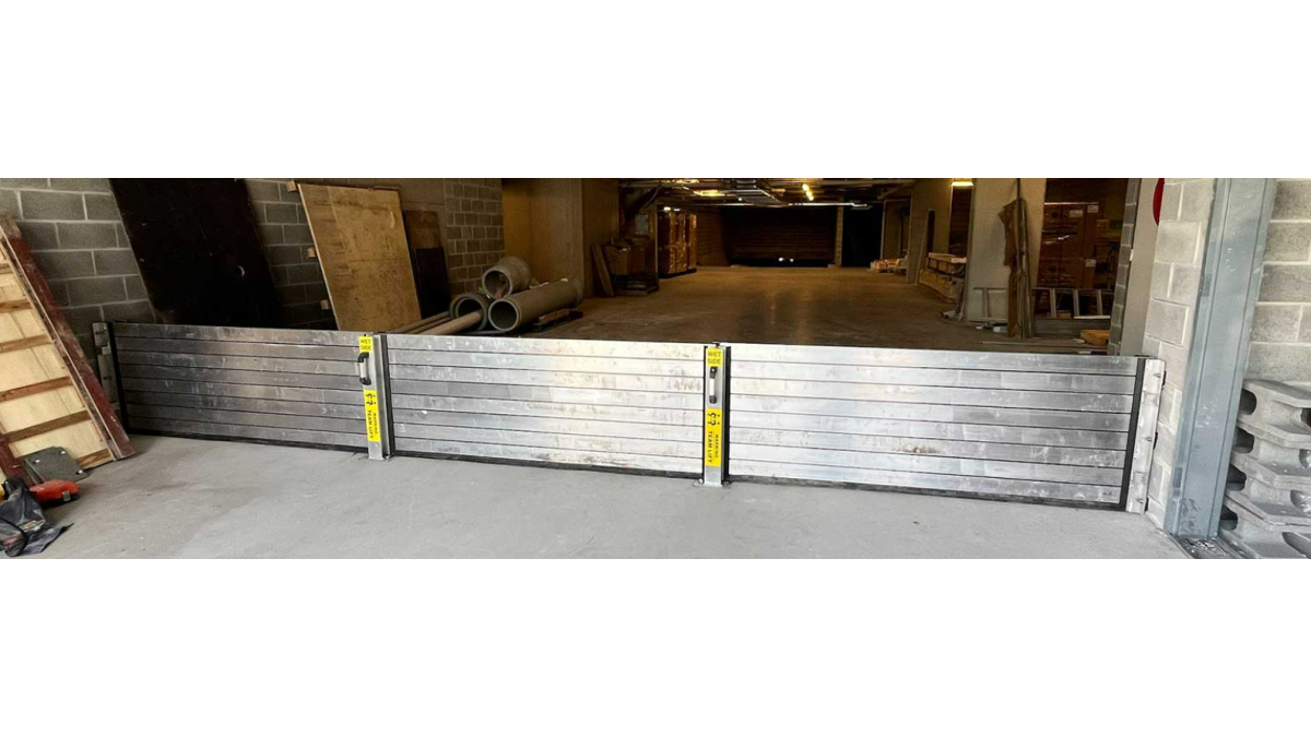 demountable 1
