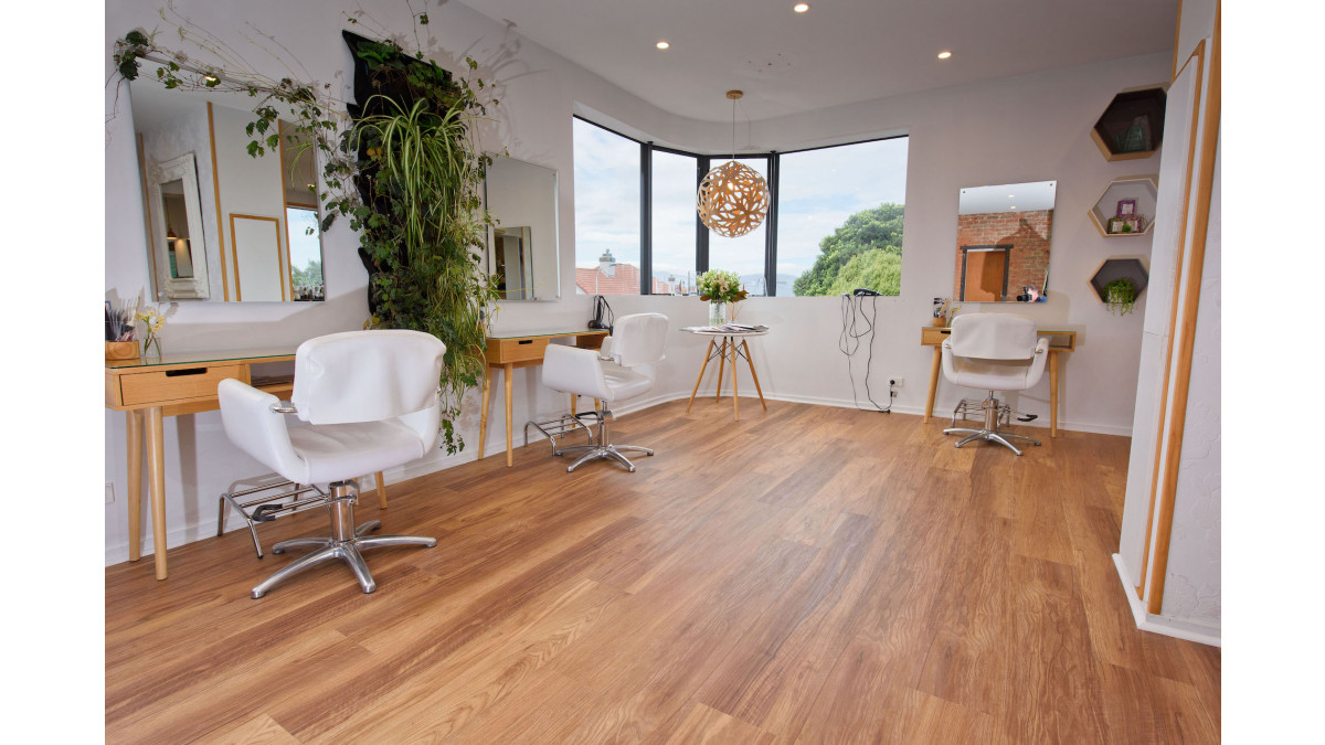 Zaibatsu Salon Dunedin 8