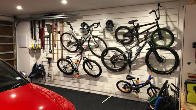 Plankwall Display & Storage Systems