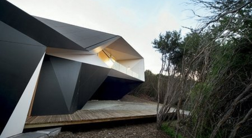 Klein Bottle House Wins World Architecture Festival Award