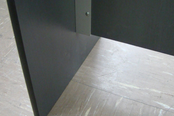 KerMac K-Moda Floormounted Freestanding Toilet Paritions