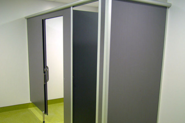 Waterproof Cubicle Partition for Washdown Environments