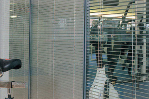 Luxaflex In Between Glass Aluminium Venetian Blinds