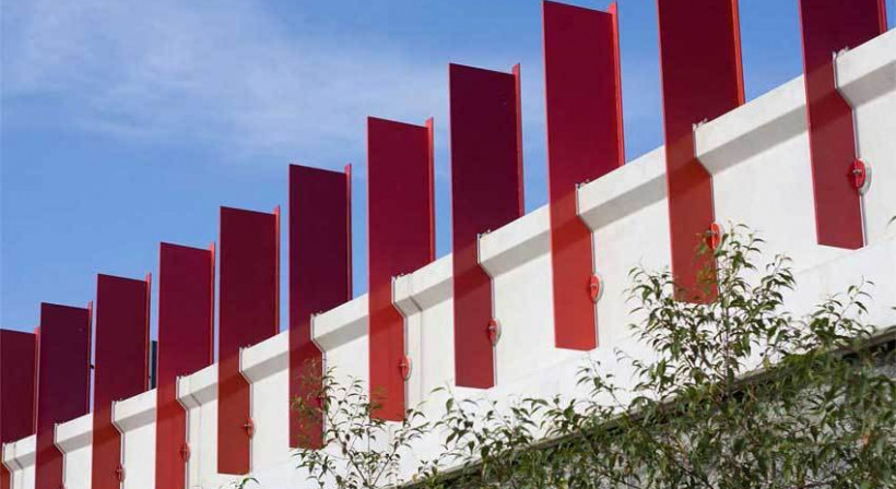 Colourful Bridge wins the Resene Total Colour Awards 2012