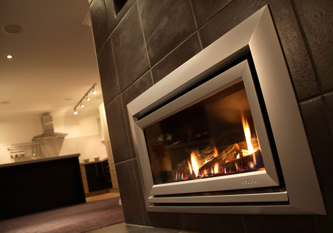 Open Versus Glass-fronted Fireplaces
