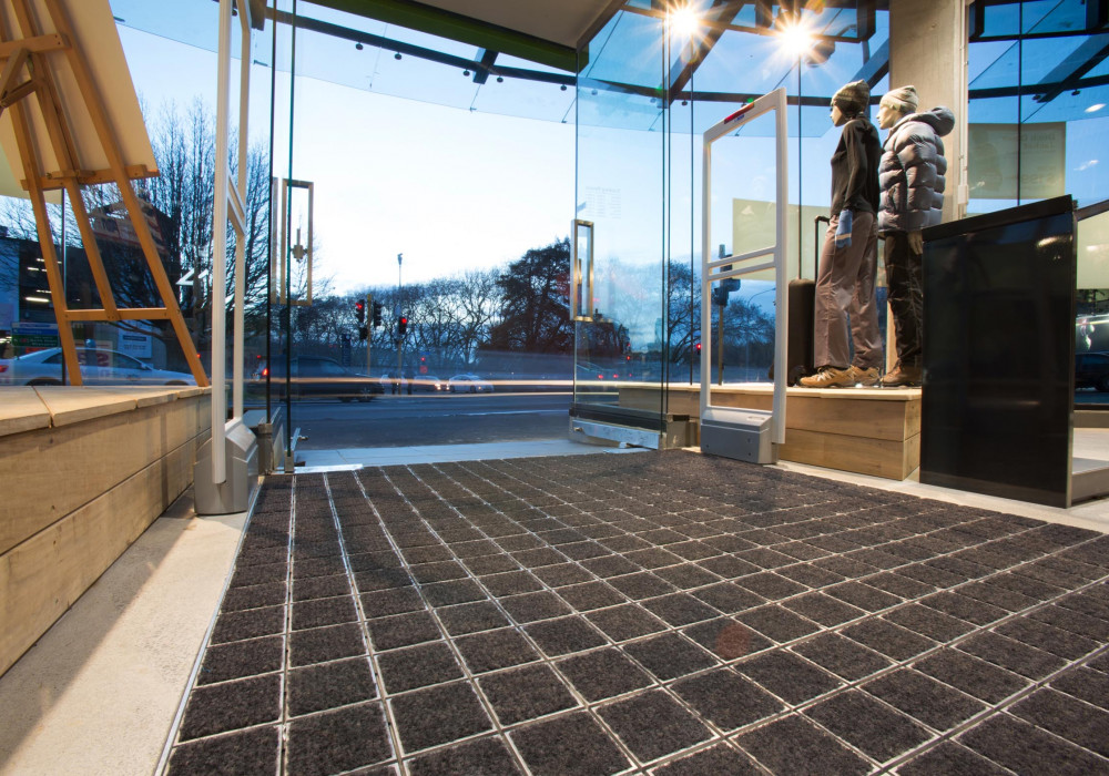 Create the Right First Impression with an Entrance Mat from Advance Flooring