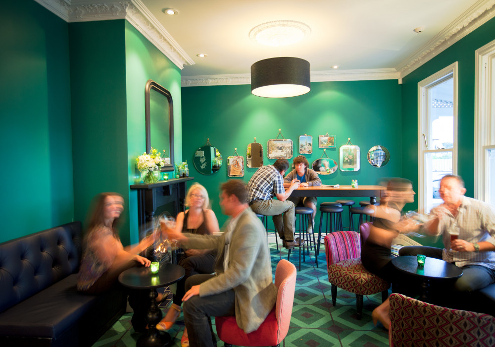 Dux Dine Goes Green with Resene