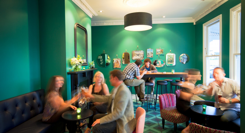 Dux Dine Goes Green with Resene