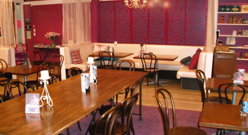 Pyrotek Controls the Acoustic 'Cafe Effect' in Christchurch Restaurant
