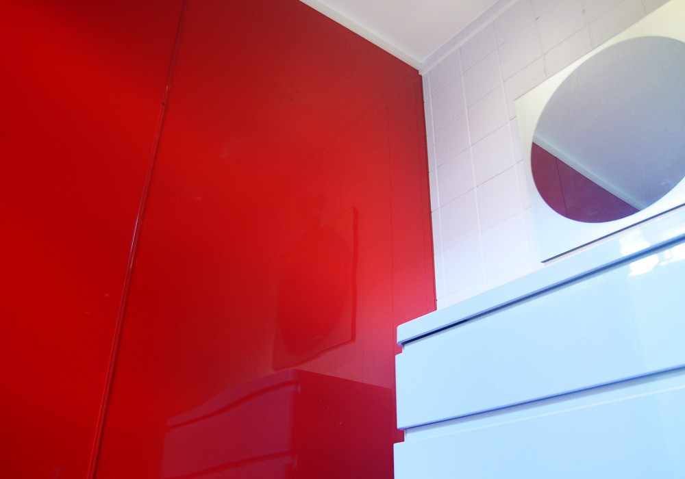 A Low-Maintenance Bathroom Solution for a Bayview Rental Property
