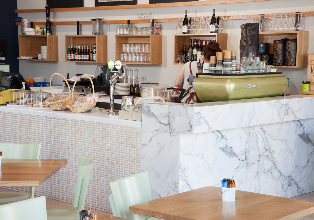 Formica Laminate Creates Magnificent Statement on a Budget