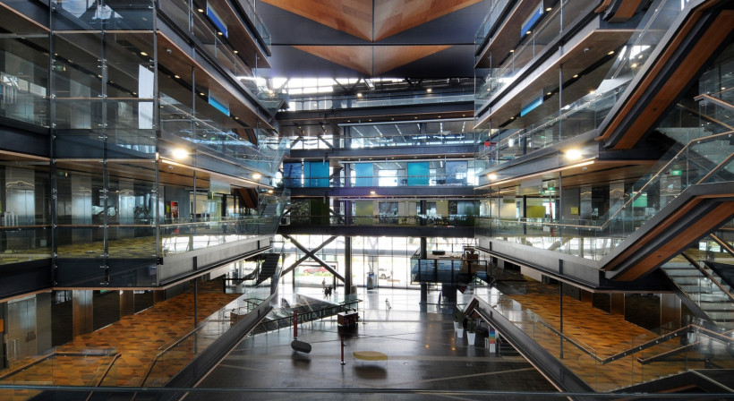 Unex Systems' Integrated Balustrade Fascia for the Manukau Institute of Technology