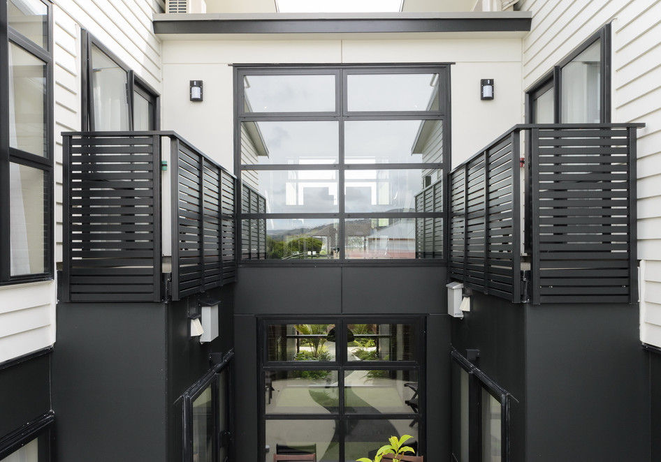 Unex Systems Balustrade Offers Low-Maintenance Privacy Solution