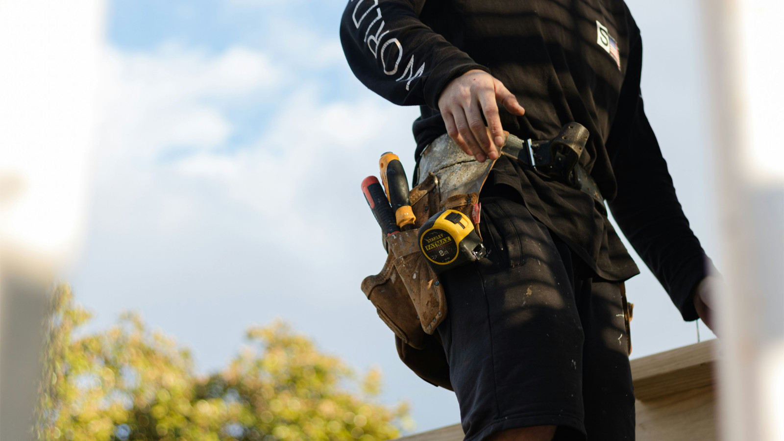 contractor callum hill oamw52SCGi0 unsplash copy