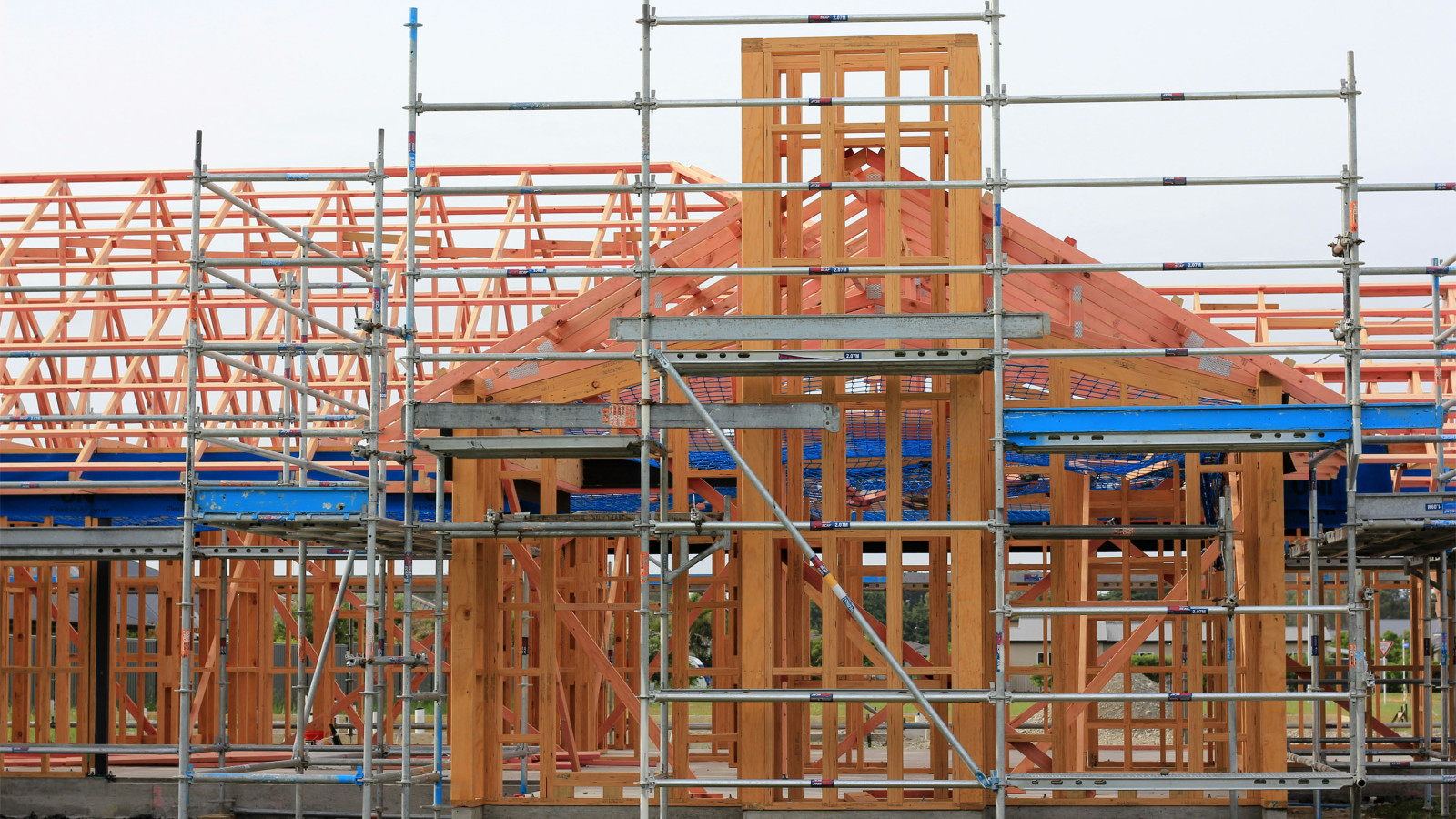 house under construction sandy millar u1KG wZTnkg unsplash