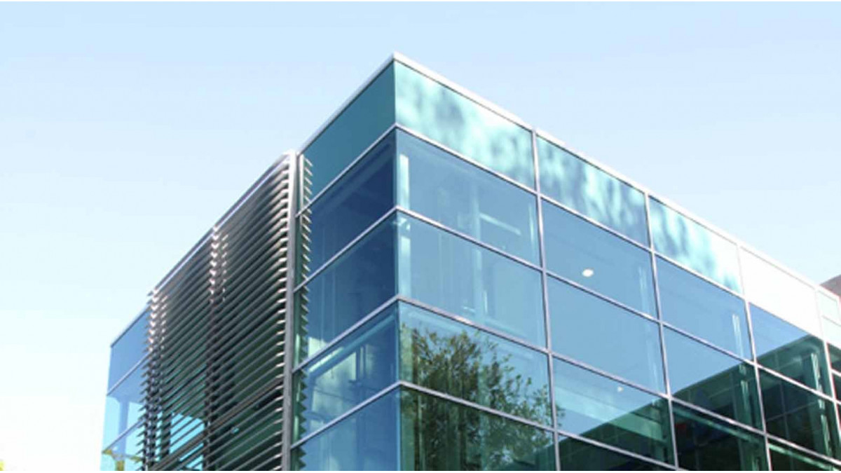 The Tetrapak Building, which also houses other tenants, is one of two leased office spaces on the park-like grounds. These properties are the result of a public/private partnership to enhance Waikato economic growth by fostering innovation in the agritech sector.