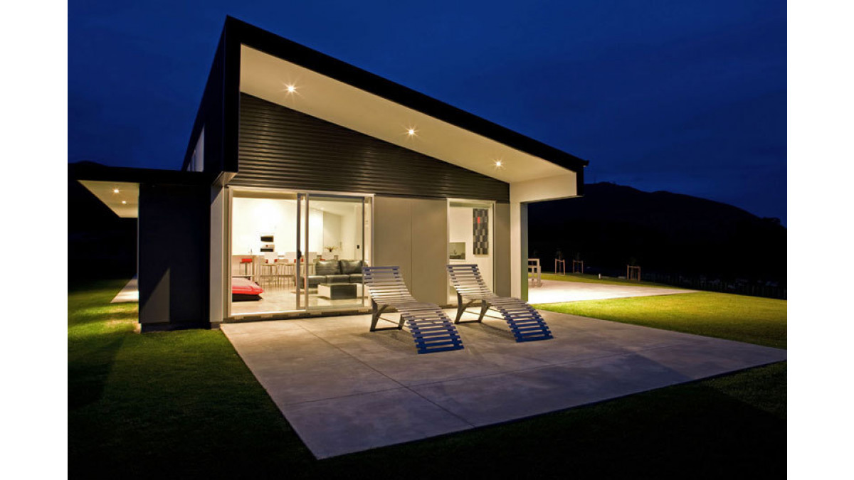 This contemporary-style Linton house won the Residential ($15,001-$50,000) award for Metro Building Services, Palmerston North. 