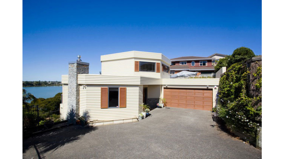 West Harbour - Auckland house