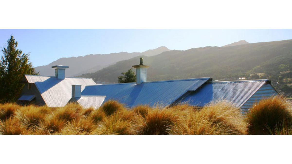 Colour is indicative of COLORSTEEL METALLIC - Silver