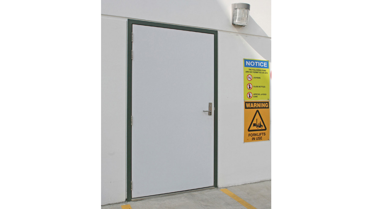 Clad in flat sheet aluminium with a high density, closed cell polystyrene core, Plasma doors come in large sizes if desired and can have glazed vision lights.