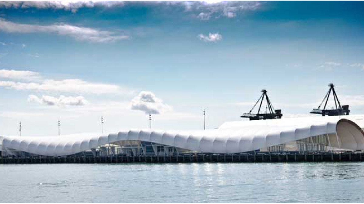 The Cloud is a tensioned membrane structure built using a combination of PVC, steel and glass. At 175m in length, it was built to accommodate up to 5,000 people, with an additional 500 people on the mezzanine floor.