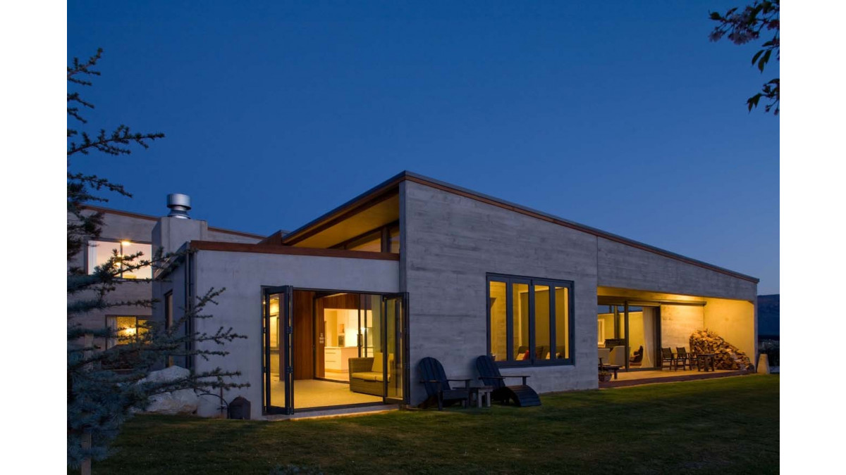 Low reflectivity walls were required by local code provisions.