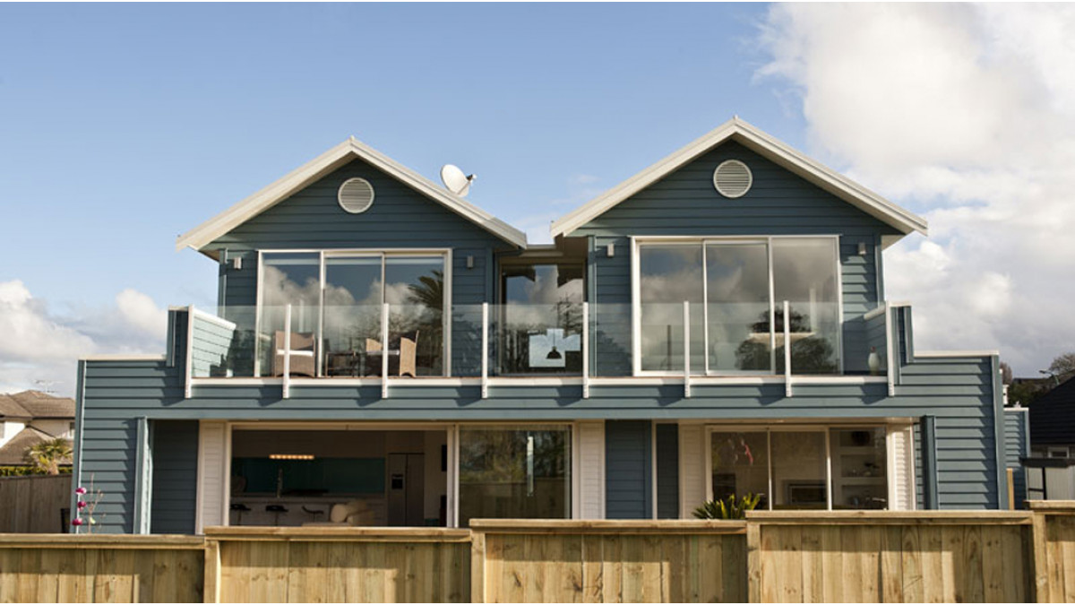 “Weatherboards have come back into fashion and are being seen in both modern and traditional homes,”