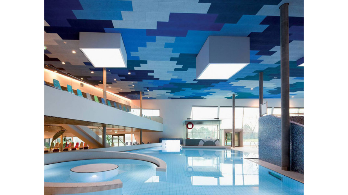 Heradesign panels are not only durable, flame- and termite-resistant, climate-regulating and emission-free, but they also use photocatalytic colour, which actively reduces organic air pollutants under the effect of light.