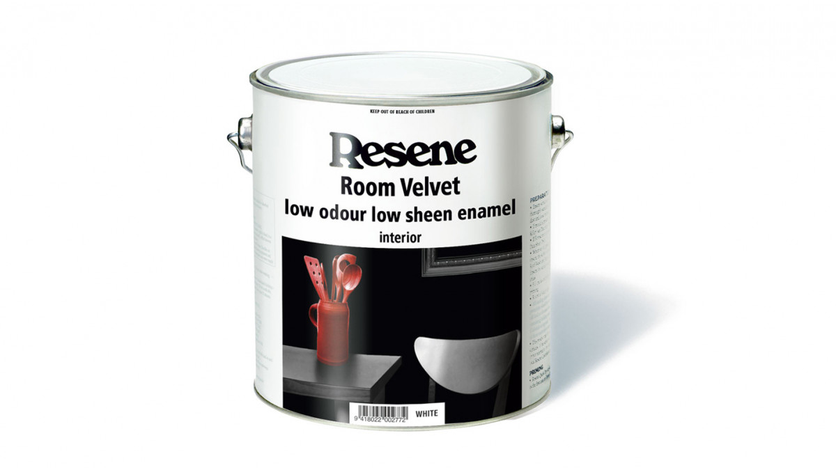 Manufactured with less than 1 per cent aromatic hydrocarbon content, the lower odour formulation is easy to apply and dries without the unwanted strong solvent odours associated with traditional solventborne products. 