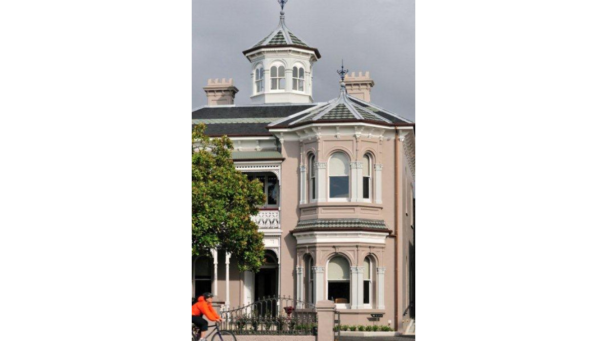 Resene Total Colour Awards 2013. Heritage Maestro Winner: Allendale House.