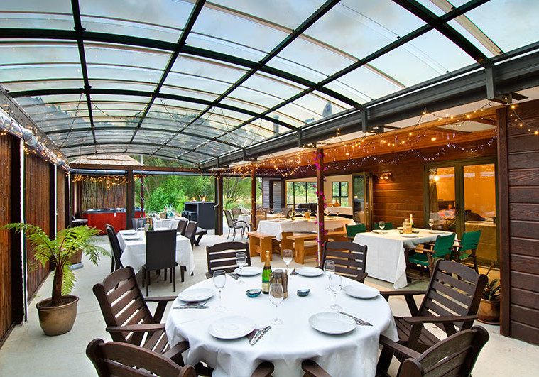 Blue Sky Thinking: Custom Glaze Polycarbonate Roofing