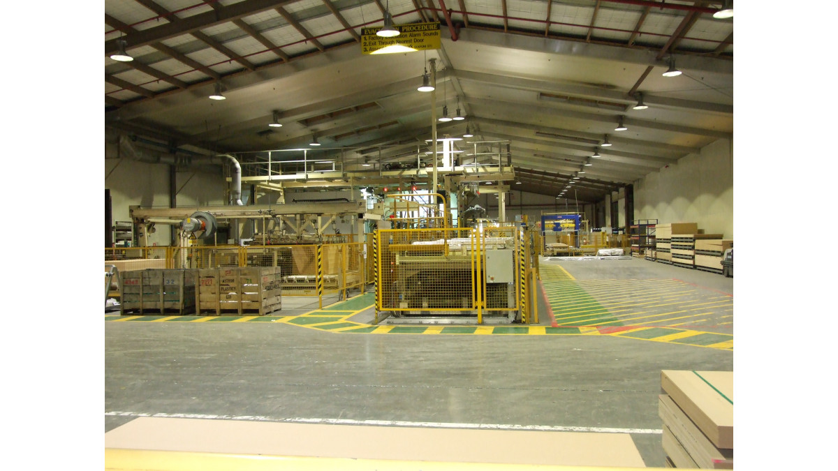 Forman provided 242 energy efficient LED high bays.