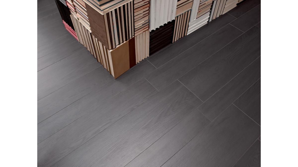 Treverk Timber Tile 'Capucchino'.