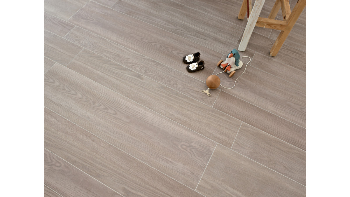 Treverk Timber Tile 'Capucchino'.