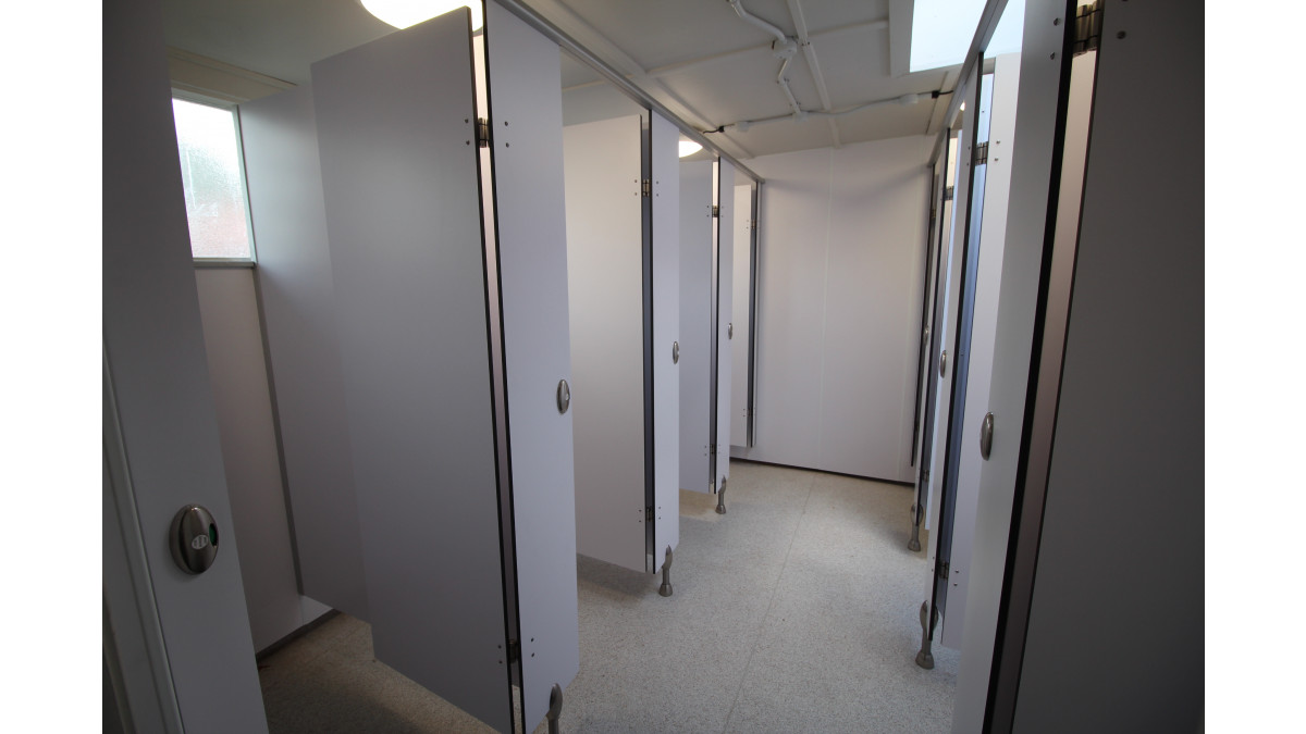 Kings College K-Compact Toilet Partitioning and Permanent K Wall Linings.