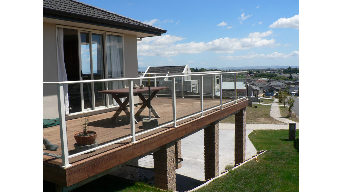 Spectrum Vista offers great views and the security of a handrail. 