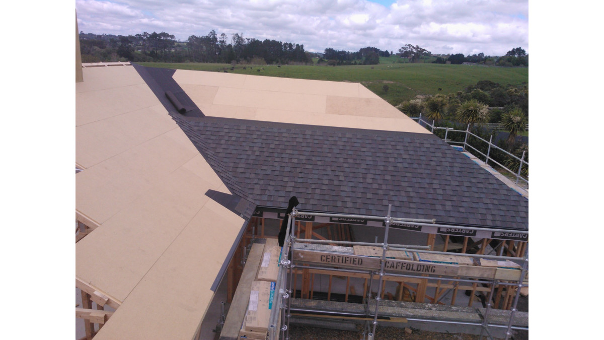 Viking CertainTeed Asphalt Shingles form a lightweight roofing system.