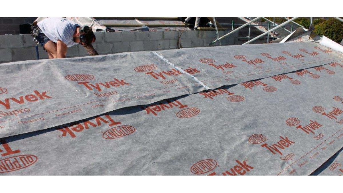 DuPont Tyvek Supro Roof Underlay was used under the metal roof.