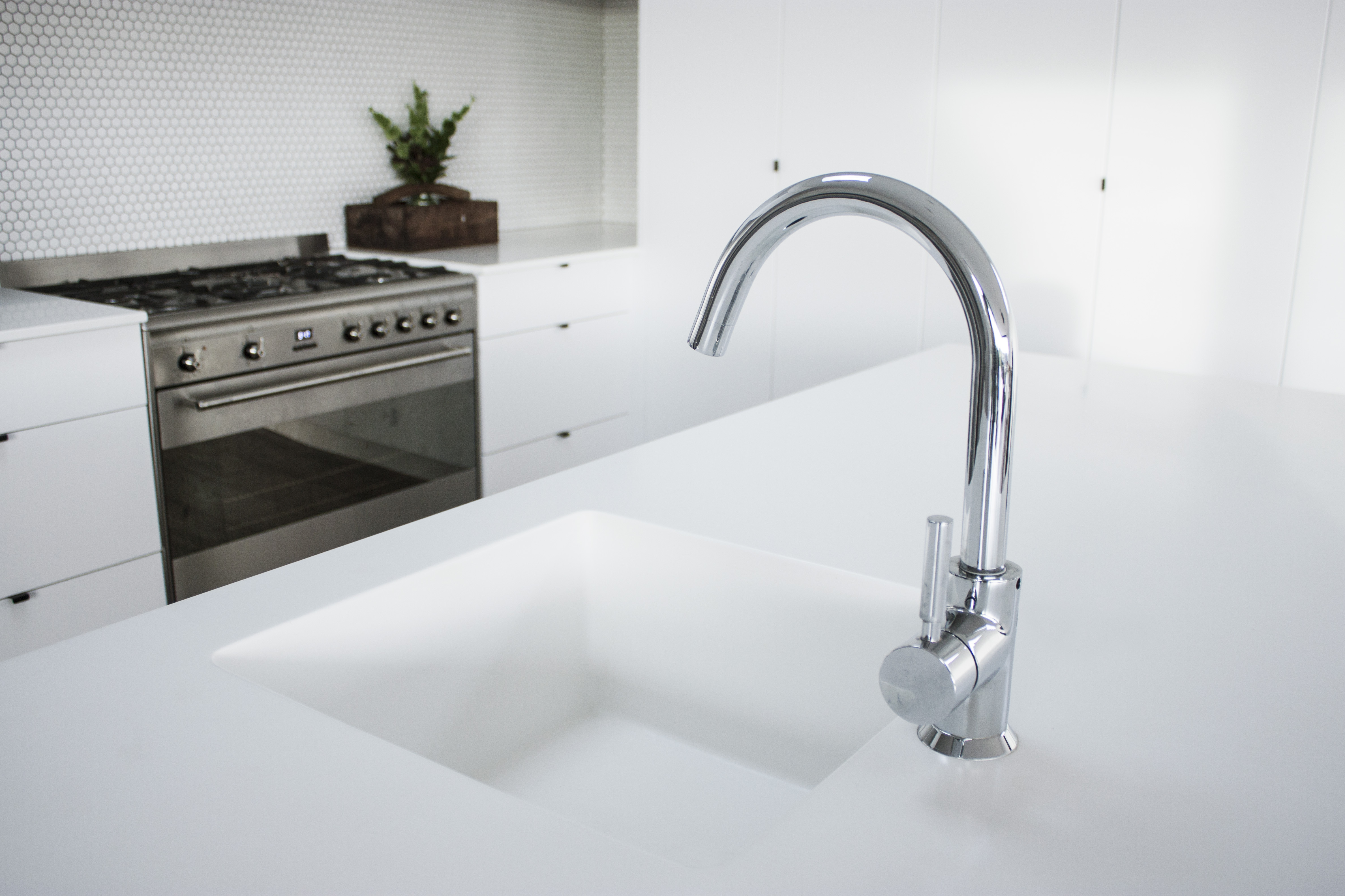 Glacier White Corian Solid Surface Enhances Family Kitchen Eboss