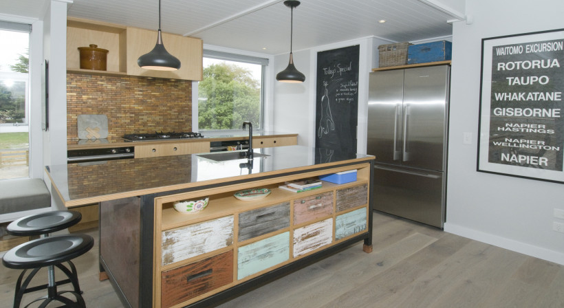 Resene Colour Gives Taupo Bach a Roomy Feel