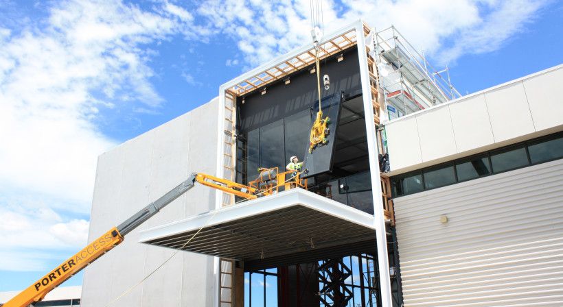 New Glass Format for Hamilton's 'Cube' Installation