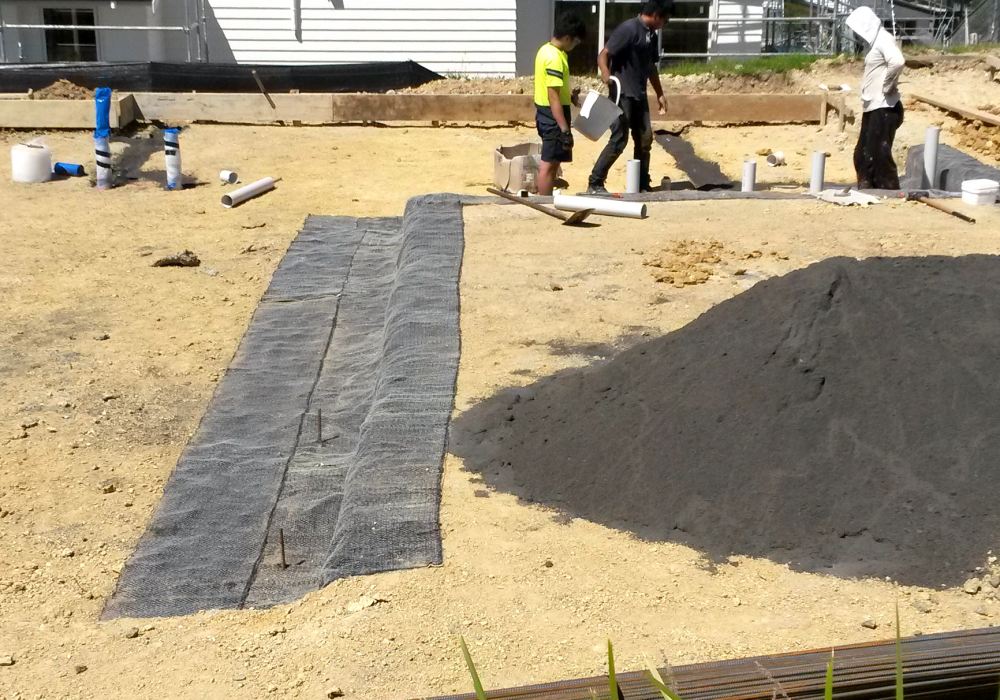 Bentonite Proves Resistant to Drying Out and Cracking
