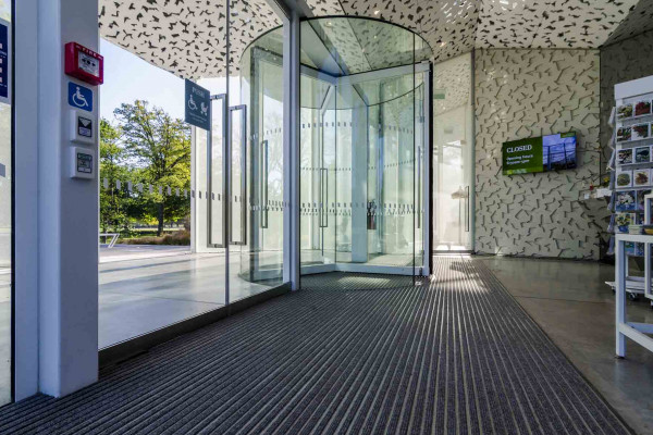 Robust Entrance Matting Keeps Conservatory Clean and Dry