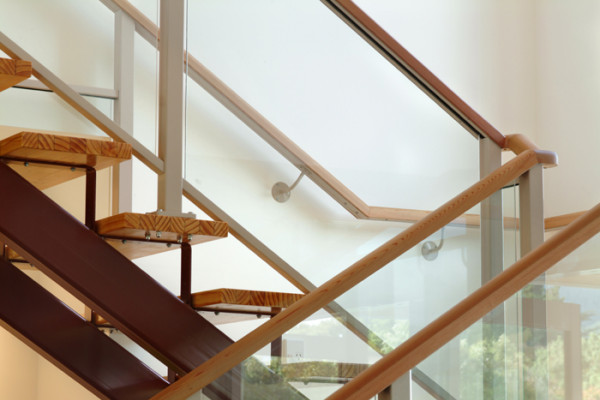 Unex Offers Distinctive Timber Top Rails for Balustrades