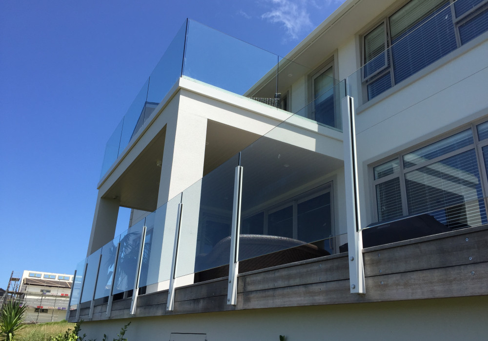 Clear Views Still Possible with Spectrum Clearview Semi-Frameless Balustrade 