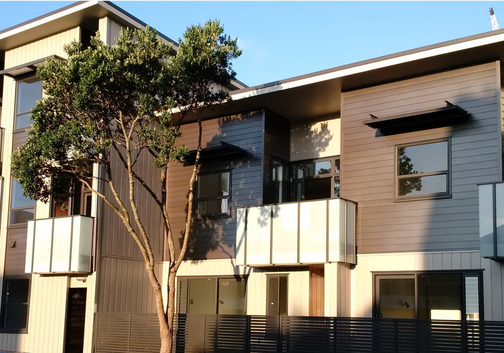 Innovative Balustrade Solution by UNEX for the Mount View Village