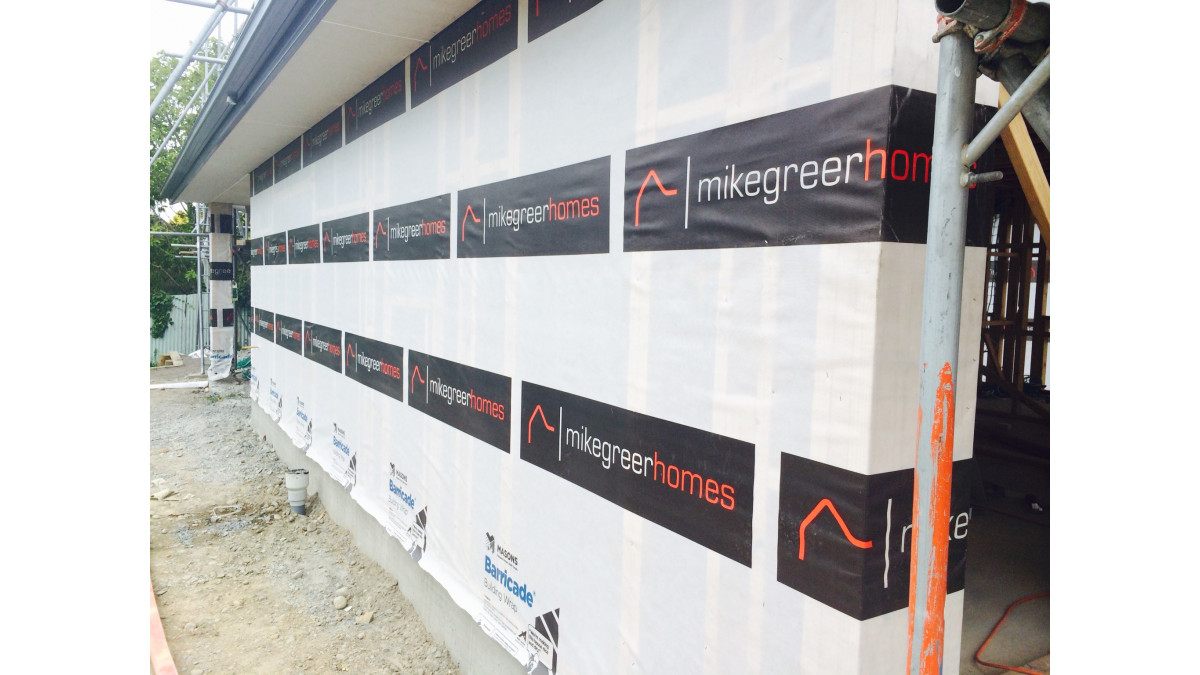 Masons Mike Greer Homes branded wrap.