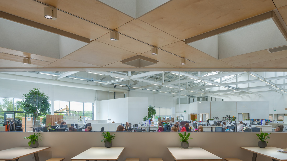Flatiron coloured Autex Cube was applied in the canteen ceiling ‘rooflights’.<br />
Photo: Gavin Stewart.